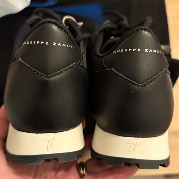 Giuseppe Zanotti Womens Black and Silver Sneakers - Picture 11 of 14